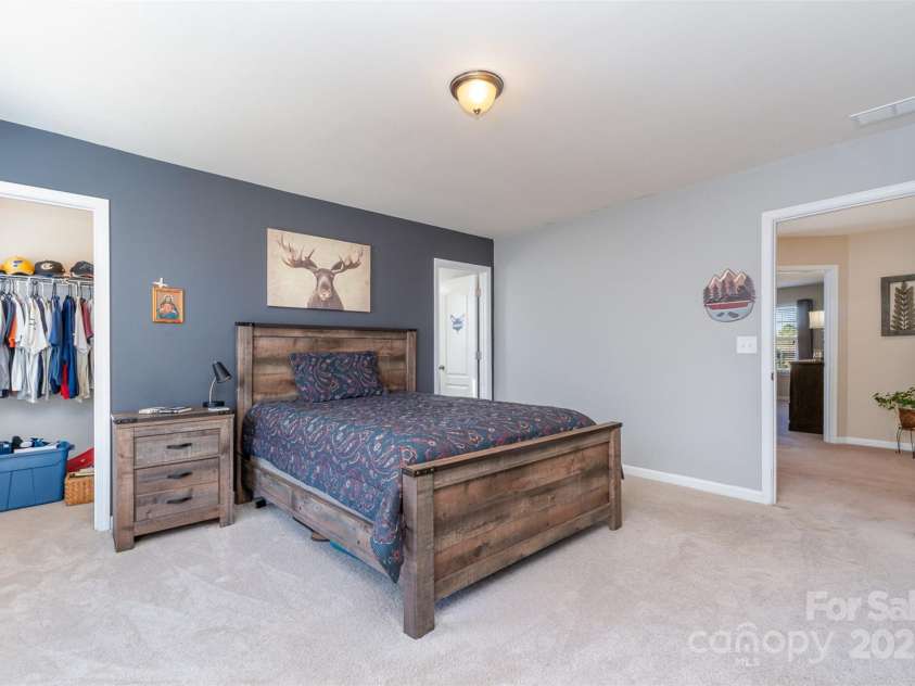 3034 Oakmere Road, Waxhaw, NC 28173.  MLS# CAR4235742, YatesRealty ID 16241. 