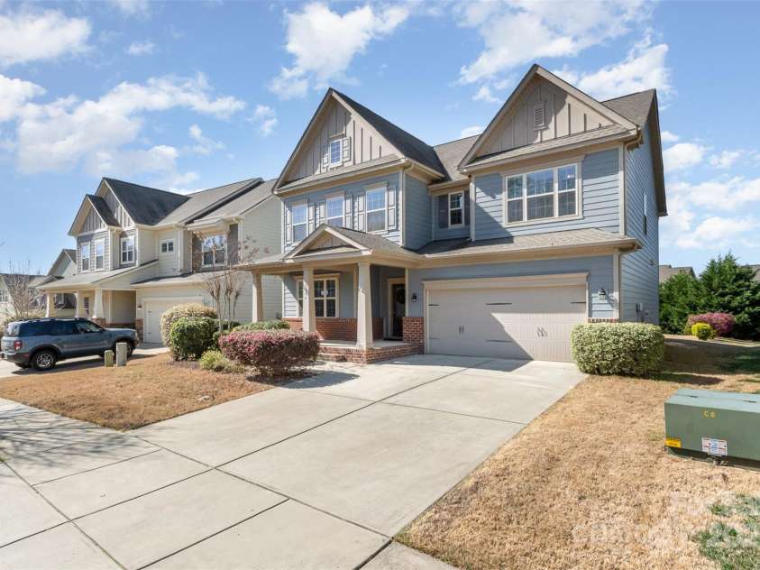 3034 Oakmere Road, Waxhaw, NC 28173.  MLS# CAR4235742, YatesRealty ID 16241. 