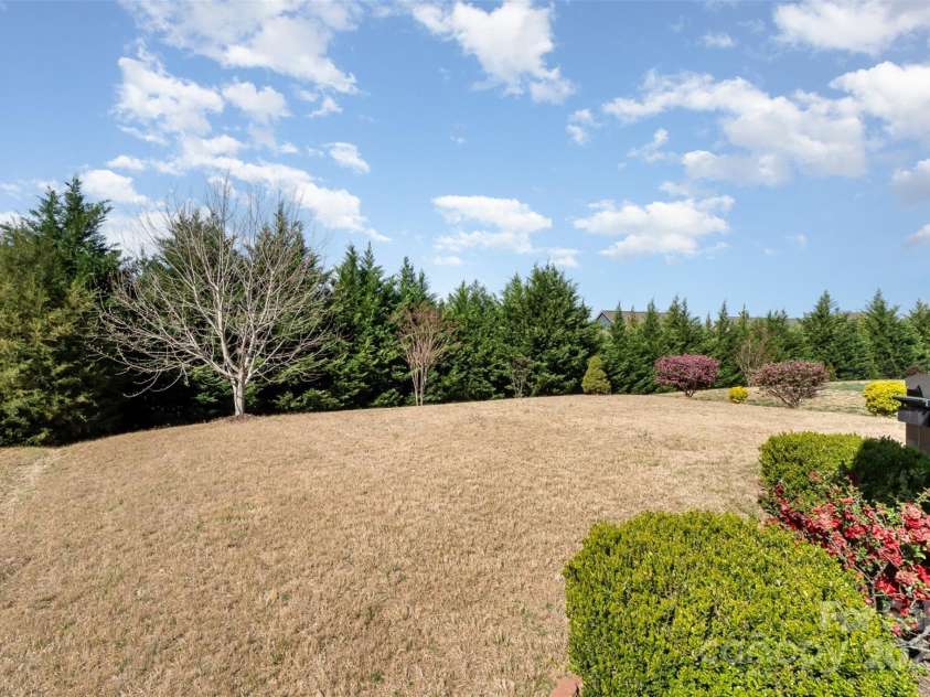 3034 Oakmere Road, Waxhaw, NC 28173.  MLS# CAR4235742, YatesRealty ID 16241. 