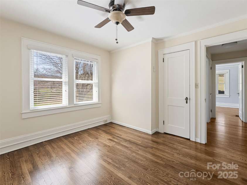 1305 Pisgah Highway, Candler, NC 28715.  MLS# CAR4245961, YatesRealty ID 16242. Middle bedroom