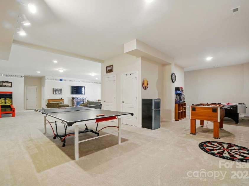 161 Leaning Tower Drive, Mooresville, NC 28117.  MLS# CAR4258894, YatesRealty ID 16246. 