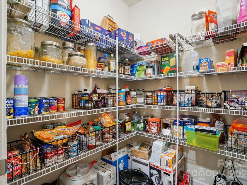 161 Leaning Tower Drive, Mooresville, NC 28117.  MLS# CAR4258894, YatesRealty ID 16246. 