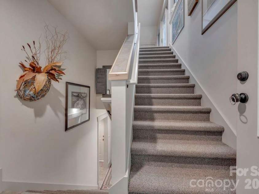 178 Whetstone Gap Road, Lake Toxaway, NC 28747.  MLS# CAR4375389, YatesRealty ID 16247. 