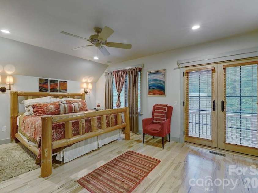 178 Whetstone Gap Road, Lake Toxaway, NC 28747.  MLS# CAR4375389, YatesRealty ID 16247. 