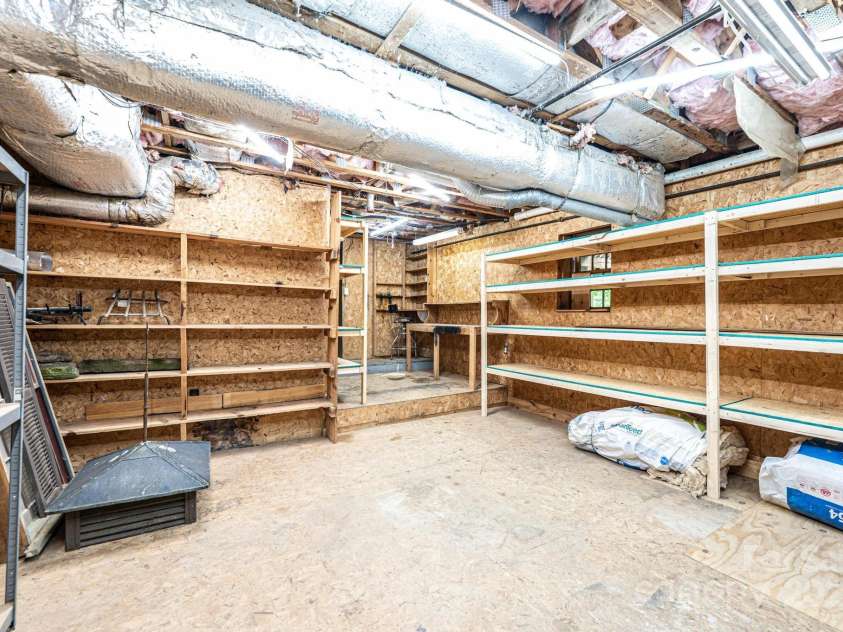 809 Westminster Circle, Lenoir, NC 28645.  MLS# CAR4263650, YatesRealty ID 16247. 