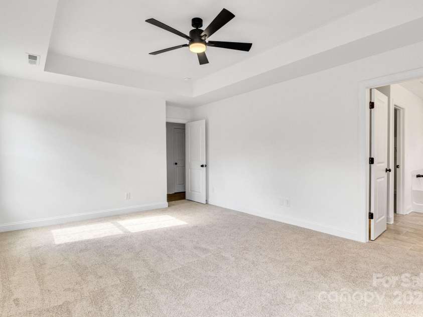 3070 Swallowtail Lane, Kannapolis, NC 28027.  MLS# CAR4217237, YatesRealty ID 16249. 