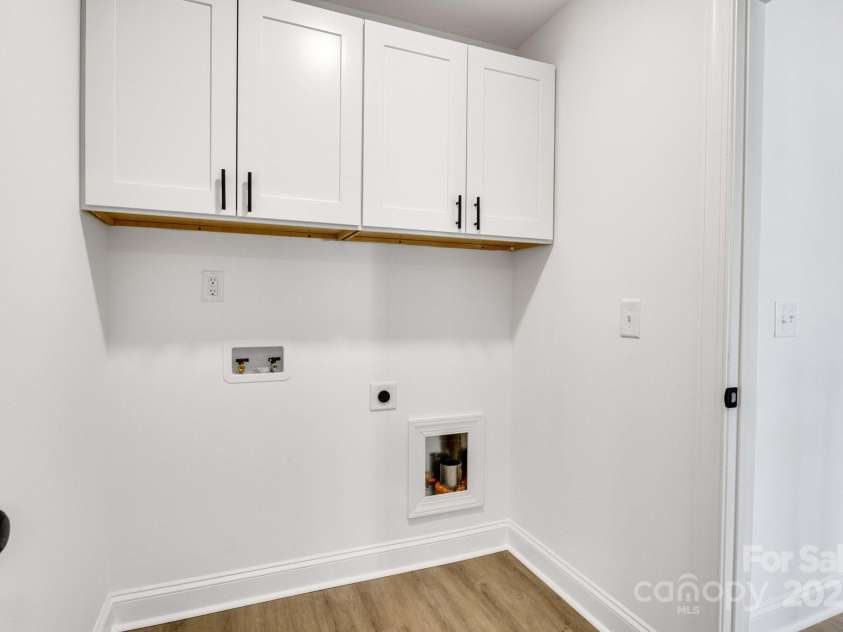 3070 Swallowtail Lane, Kannapolis, NC 28027.  MLS# CAR4217237, YatesRealty ID 16249. 