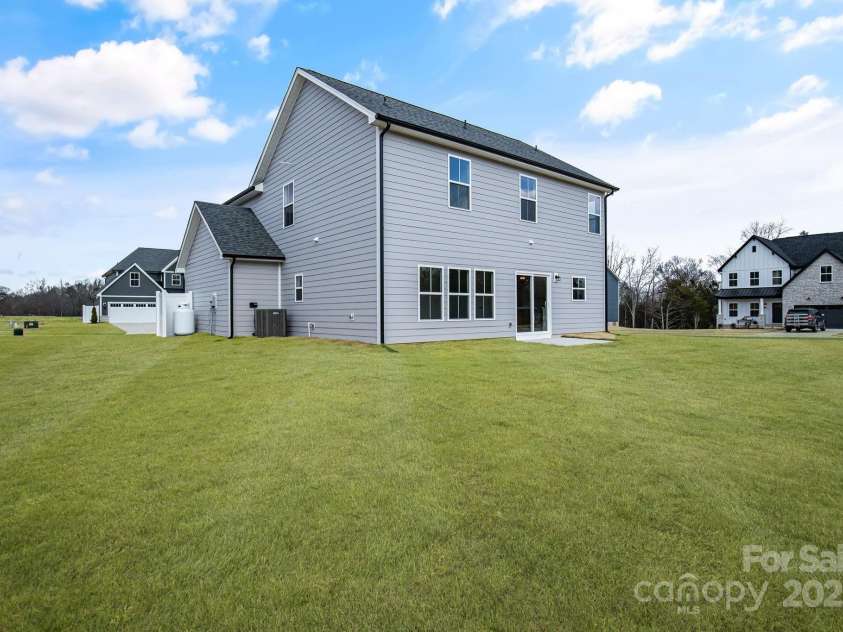 3070 Swallowtail Lane, Kannapolis, NC 28027.  MLS# CAR4217237, YatesRealty ID 16249. 