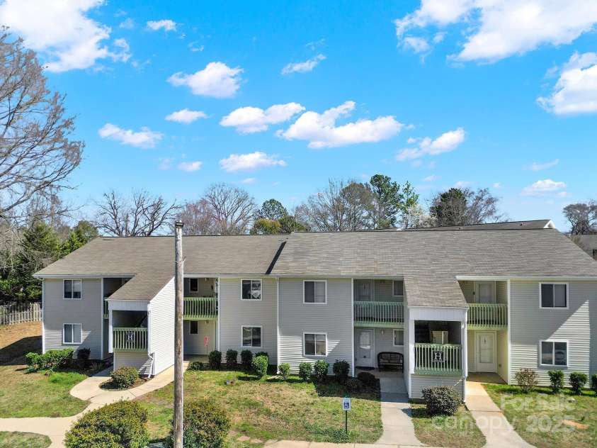 1642 Eagles Place, Rock Hill, SC 29732.  MLS# CAR4228448, YatesRealty ID 1625. 