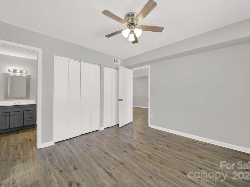 1642 Eagles Place, Rock Hill, SC 29732.  MLS# CAR4228448, YatesRealty ID 1625. 