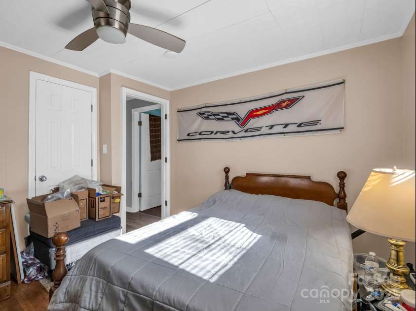 2072 Dean Lane, Lincolnton, NC 28092.  MLS# CAR4330224, YatesRealty ID 1625. 