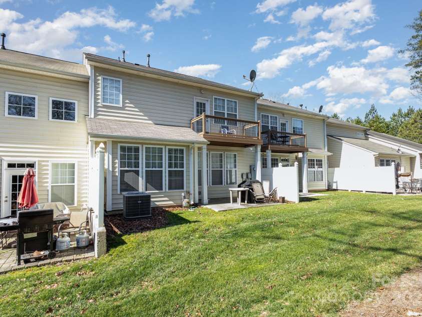 2564 Chasewater Drive, Fort Mill, SC 29707.  MLS# CAR4235066, YatesRealty ID 16252. 