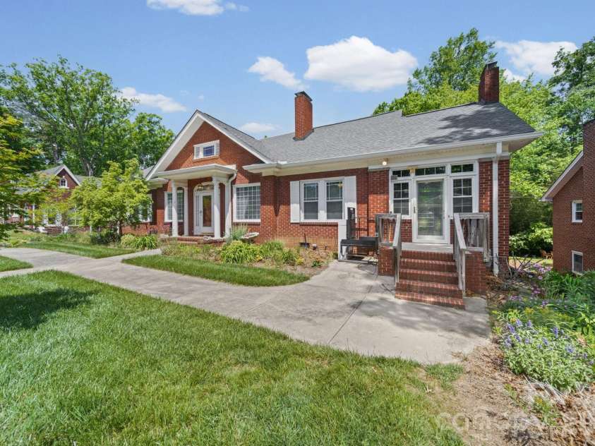 729 Montgomery Avenue, Albemarle, NC 28001.  MLS# CAR4375078, YatesRealty ID 16253. Right Side View