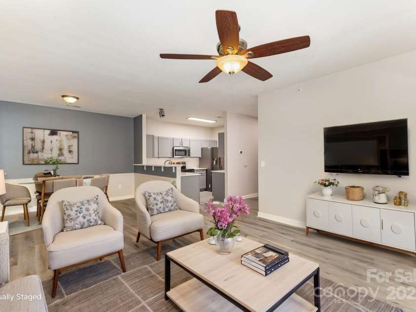 11707 Ridgeway Park Drive, Charlotte, NC 28277.  MLS# CAR4252947, YatesRealty ID 16255. 