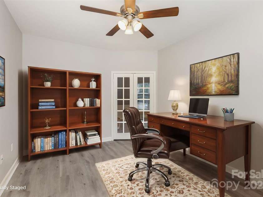 11707 Ridgeway Park Drive, Charlotte, NC 28277.  MLS# CAR4252947, YatesRealty ID 16255. 