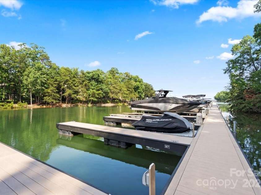 106 Kent Court, Mooresville, NC 28117.  MLS# CAR4262934, YatesRealty ID 16257. Boat slip M7...just 300' down the road!