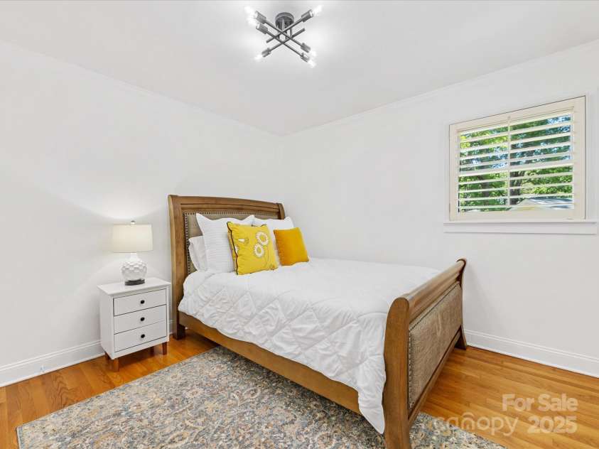 17835 Terryglass Lane, Charlotte, NC 28278.  MLS# CAR4261474, YatesRealty ID 16258. 