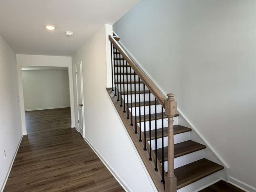 483 Sand Dunes Drive, Kannapolis, NC 28081.  MLS# CAR4375607, YatesRealty ID 16259. 