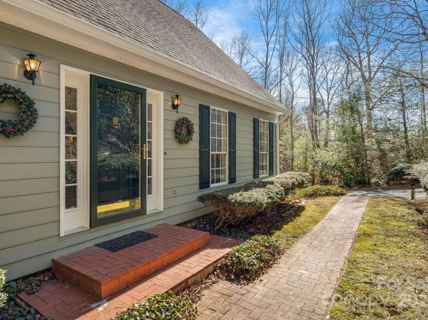 456 Mills Gap Road, Arden, NC 28704.  MLS# CAR4227712, YatesRealty ID 1626. 