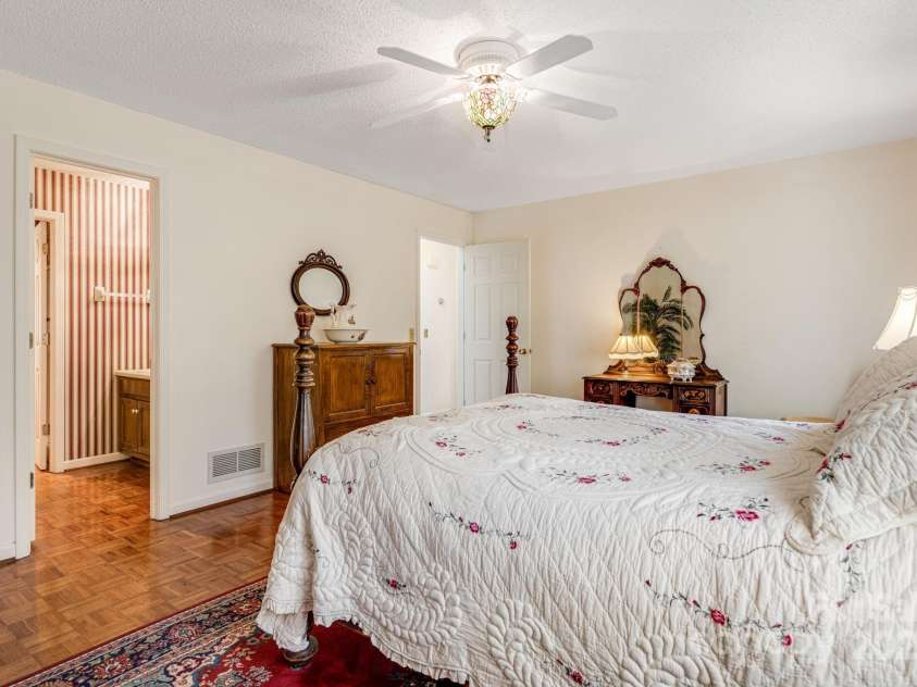 456 Mills Gap Road, Arden, NC 28704.  MLS# CAR4227712, YatesRealty ID 1626. 