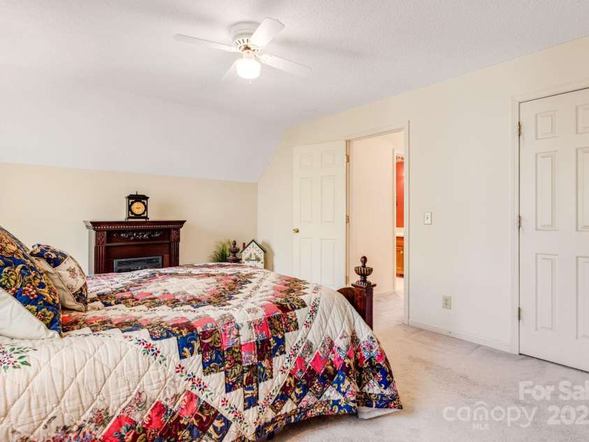 456 Mills Gap Road, Arden, NC 28704.  MLS# CAR4227712, YatesRealty ID 1626. 