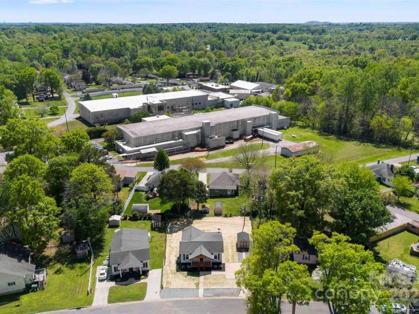 103 Park Avenue, Mount Holly, NC 28120.  MLS# CAR4243483, YatesRealty ID 16261. 