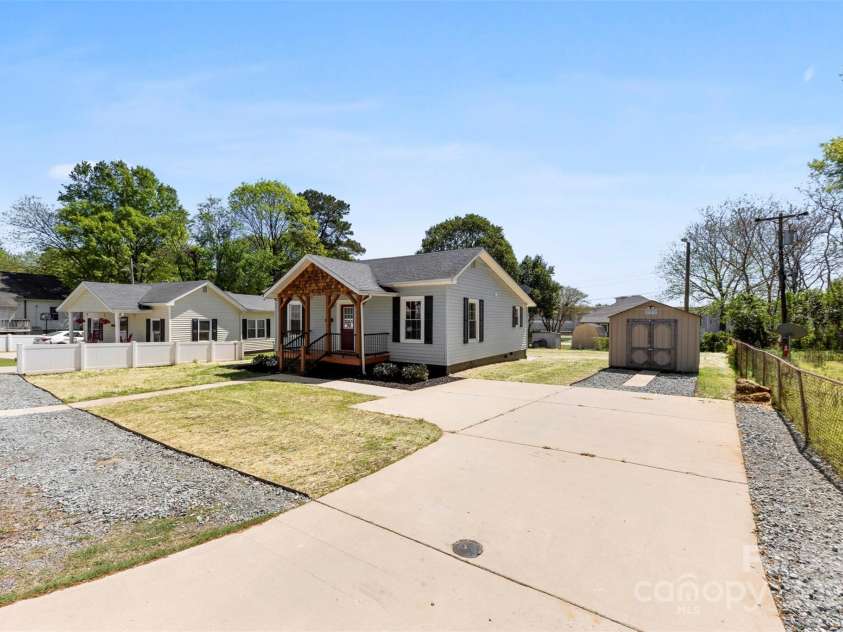 103 Park Avenue, Mount Holly, NC 28120.  MLS# CAR4243483, YatesRealty ID 16261. Four Parking Spaces