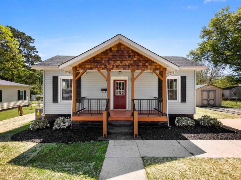 103 Park Avenue, Mount Holly, NC 28120.  MLS# CAR4243483, YatesRealty ID 16261. New Front