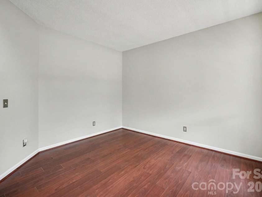 1921 Stonewyck Avenue, Kannapolis, NC 28081.  MLS# CAR4375310, YatesRealty ID 16262. 