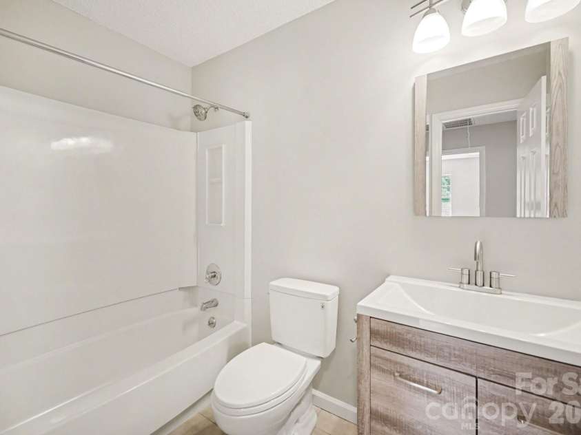 1921 Stonewyck Avenue, Kannapolis, NC 28081.  MLS# CAR4375310, YatesRealty ID 16262. 