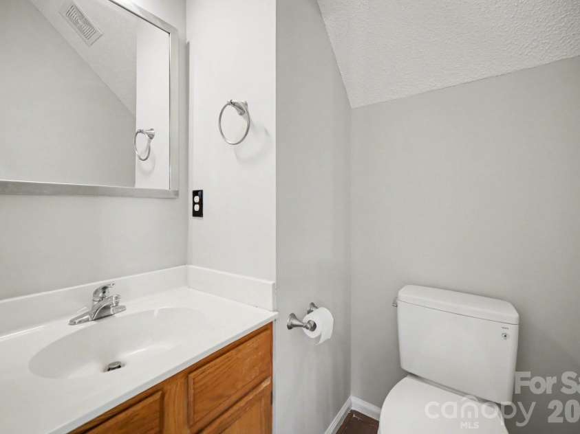 1921 Stonewyck Avenue, Kannapolis, NC 28081.  MLS# CAR4375310, YatesRealty ID 16262. 
