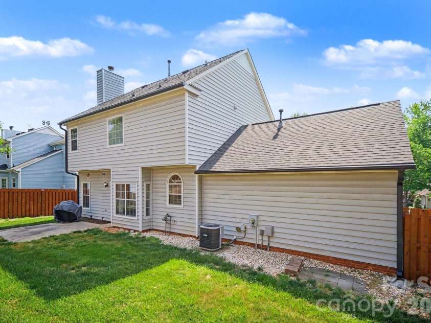 1921 Stonewyck Avenue, Kannapolis, NC 28081.  MLS# CAR4375310, YatesRealty ID 16262. 