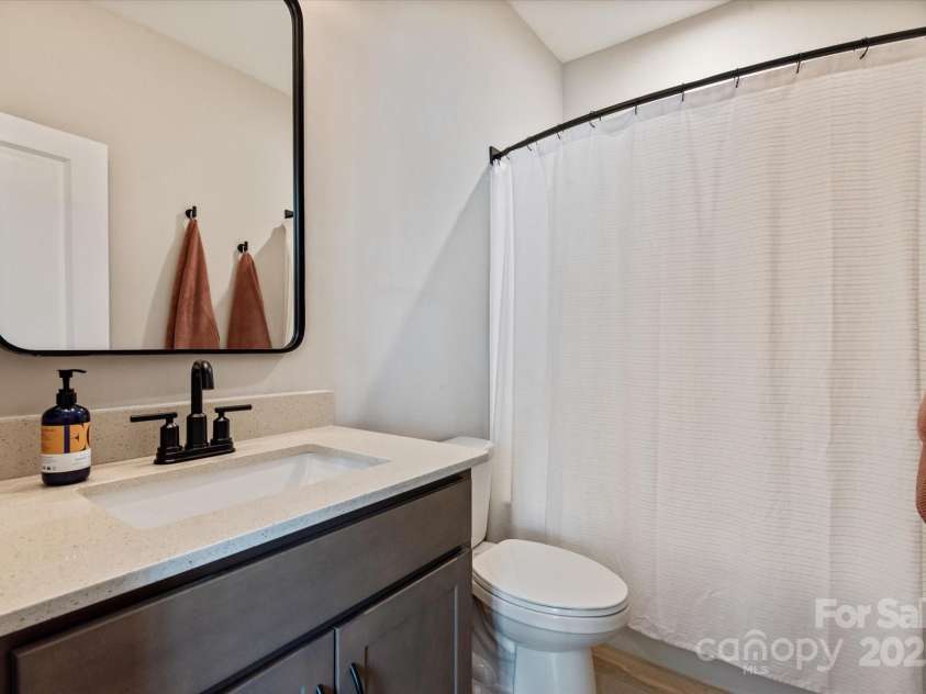 20216 Shaffer Bach Lane, Charlotte, NC 28277.  MLS# CAR4264477, YatesRealty ID 16262. Bathroom with every bedroom