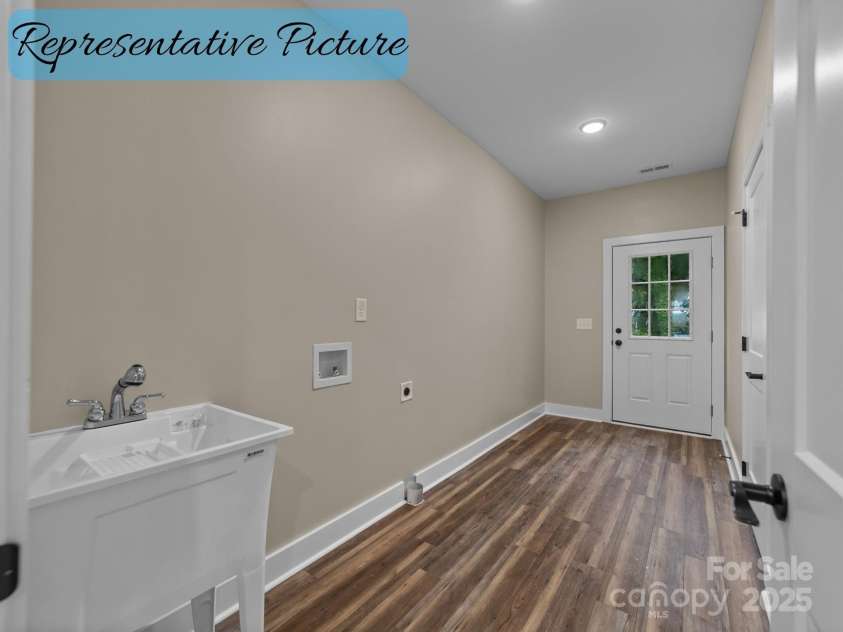 317 Cemetery Street, Richfield, NC 28137.  MLS# CAR4265255, YatesRealty ID 16265. Laundry Room / Mud Room