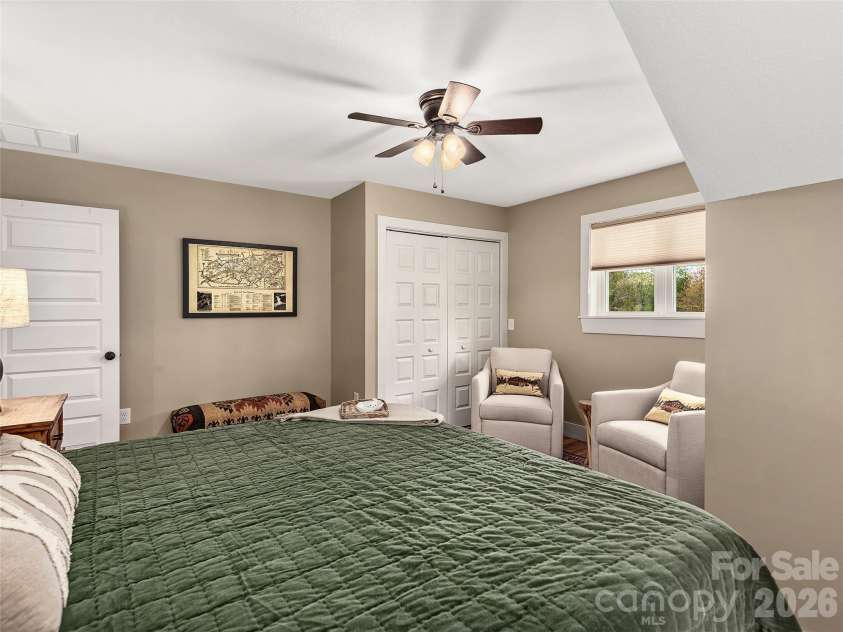 81 Boyd Avenue, Waynesville, NC 28786.  MLS# CAR4373279, YatesRealty ID 16265. 