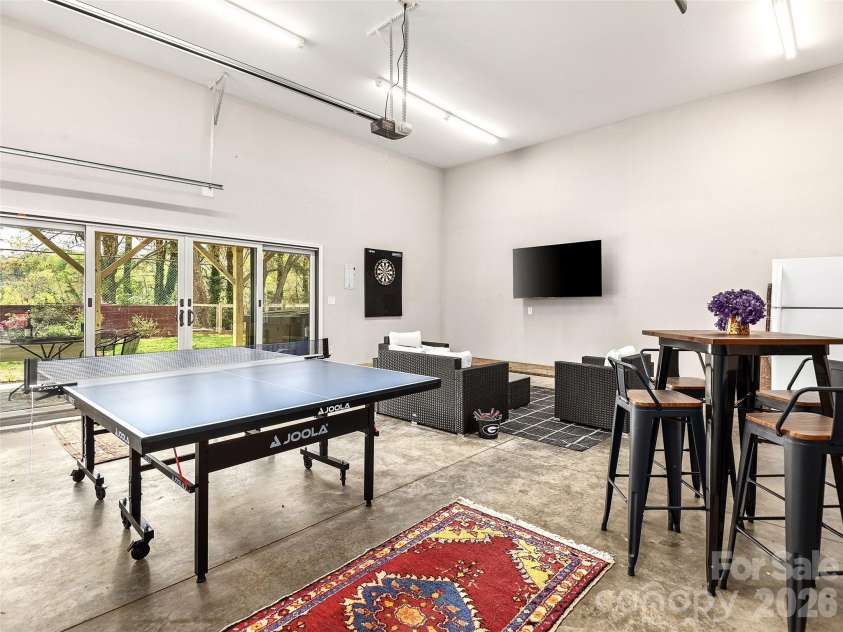 81 Boyd Avenue, Waynesville, NC 28786.  MLS# CAR4373279, YatesRealty ID 16265. 