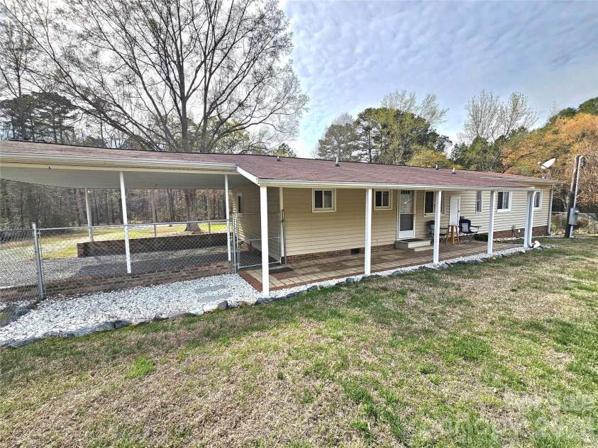 44716 Gold Branch Road, Richfield, NC 28137.  MLS# CAR4358663, YatesRealty ID 16266. 