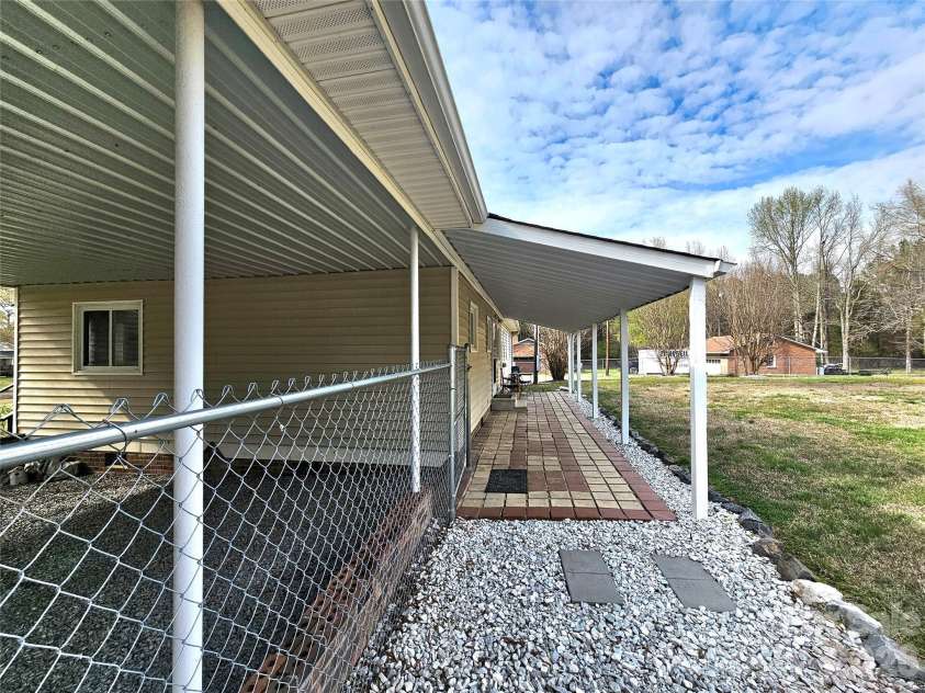 44716 Gold Branch Road, Richfield, NC 28137.  MLS# CAR4358663, YatesRealty ID 16266. 
