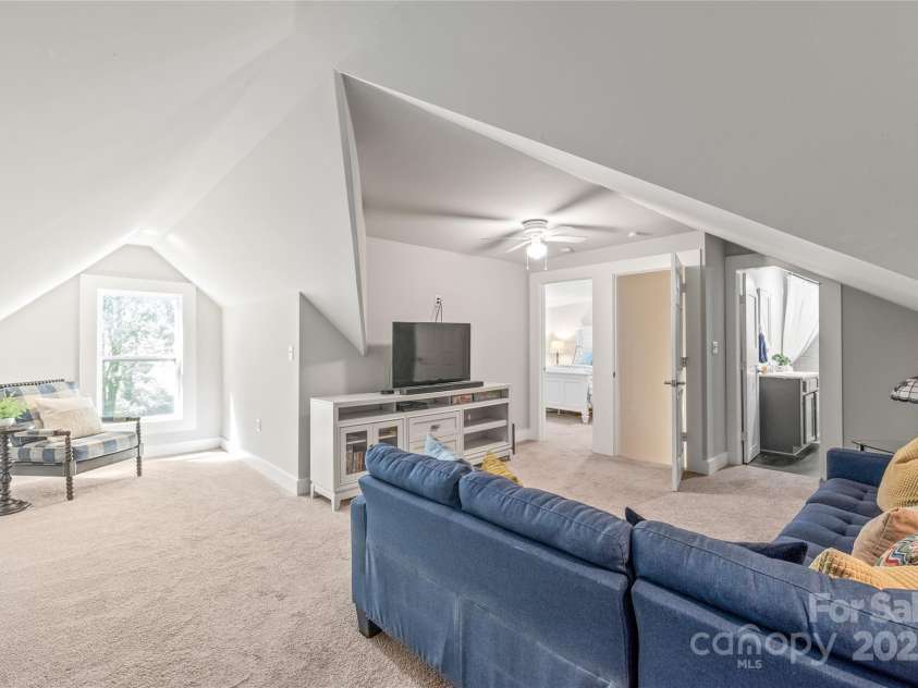 219 Lee Street, Fort Mill, SC 29715.  MLS# CAR4257682, YatesRealty ID 16267. Enjoy added space upstairs with a bonus room, Bedroom 3, and a full bath—all designed for comfort and convenience.