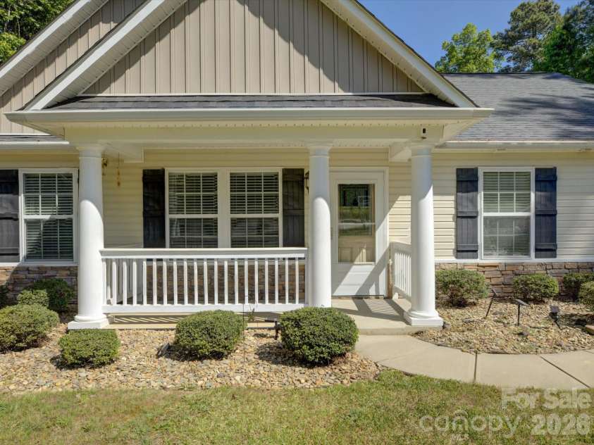 2190 New Gray Rock Road, Fort Mill, SC 29708.  MLS# CAR4373206, YatesRealty ID 16268. 