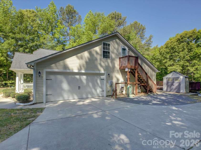 2190 New Gray Rock Road, Fort Mill, SC 29708.  MLS# CAR4373206, YatesRealty ID 16268. 