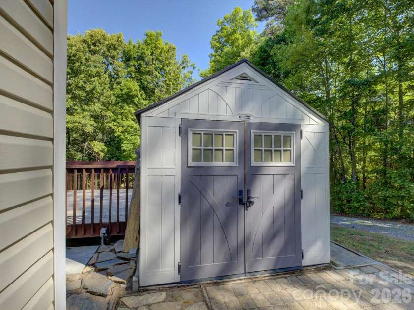 2190 New Gray Rock Road, Fort Mill, SC 29708.  MLS# CAR4373206, YatesRealty ID 16268. 