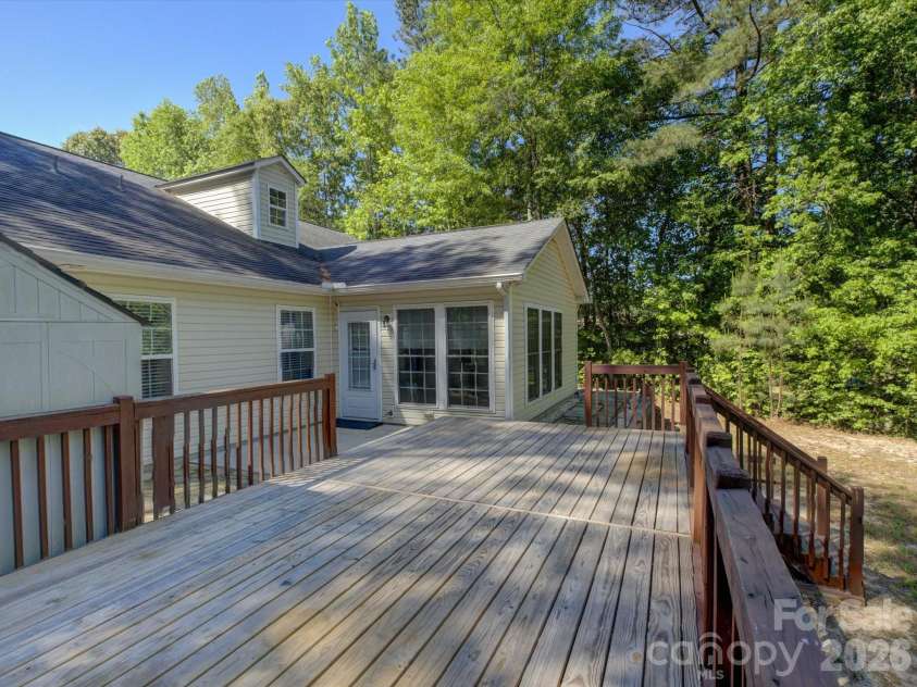 2190 New Gray Rock Road, Fort Mill, SC 29708.  MLS# CAR4373206, YatesRealty ID 16268. 