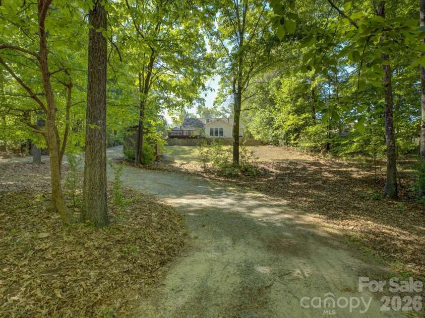 2190 New Gray Rock Road, Fort Mill, SC 29708.  MLS# CAR4373206, YatesRealty ID 16268. 