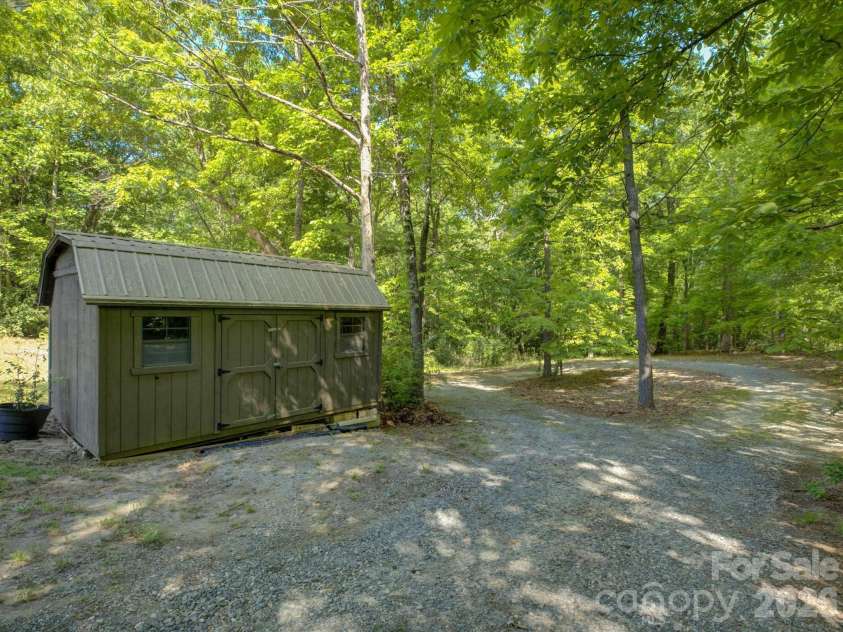 2190 New Gray Rock Road, Fort Mill, SC 29708.  MLS# CAR4373206, YatesRealty ID 16268. 