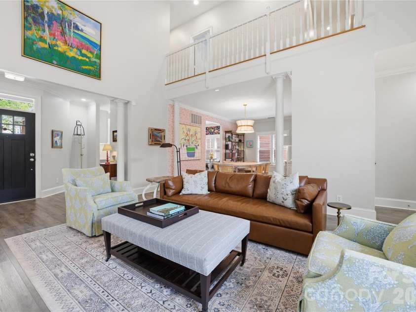 4118 Sharon Commons Lane, Charlotte, NC 28210.  MLS# CAR4366984, YatesRealty ID 16269. 