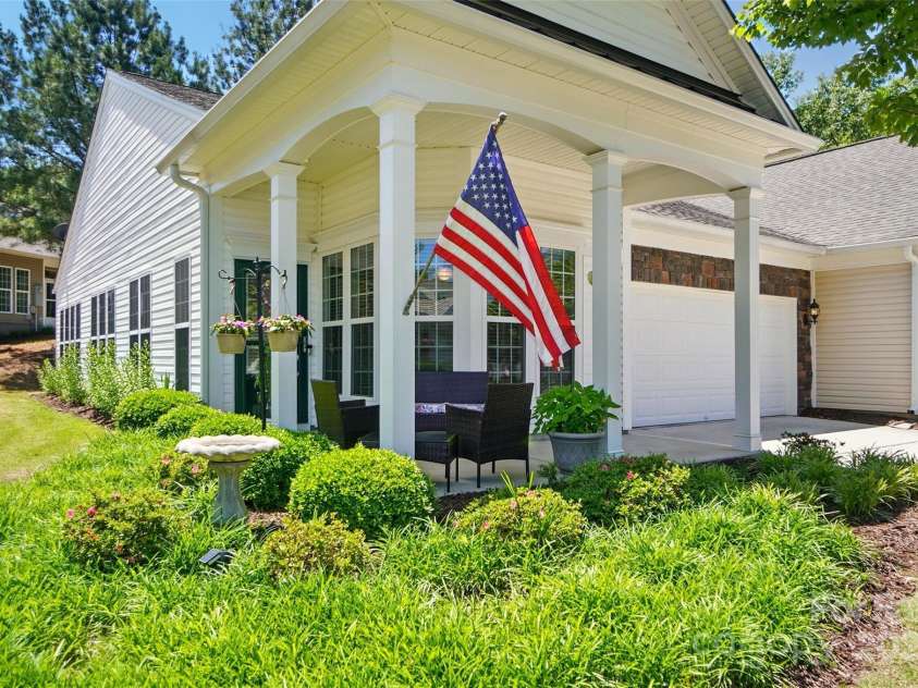 9003 Smokey Hill Lane, Fort Mill, SC 29707.  MLS# CAR4253748, YatesRealty ID 16269. 