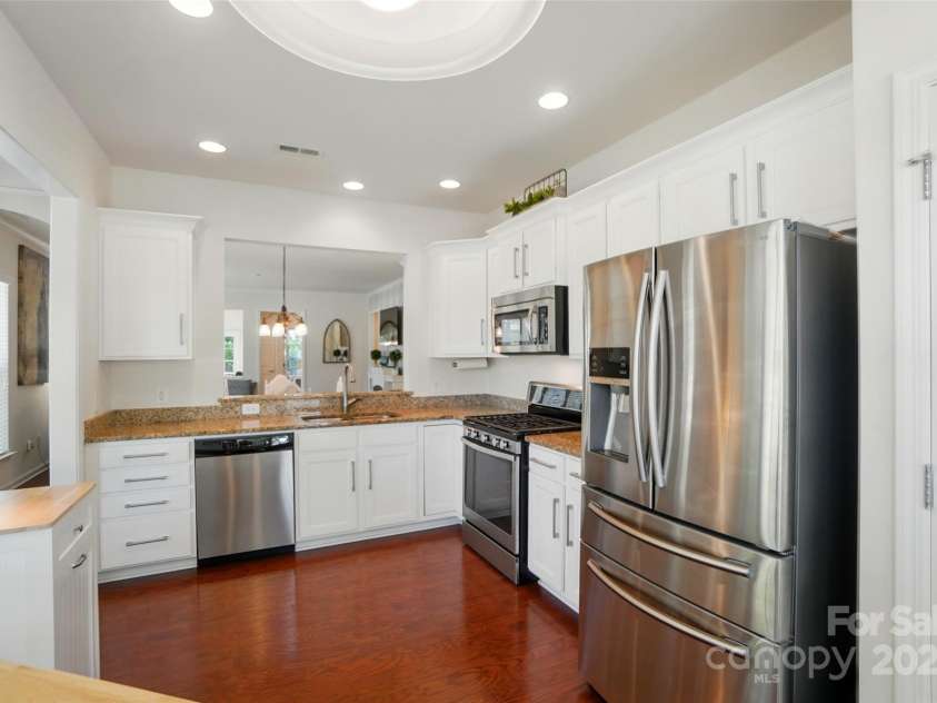 9003 Smokey Hill Lane, Fort Mill, SC 29707.  MLS# CAR4253748, YatesRealty ID 16269. 