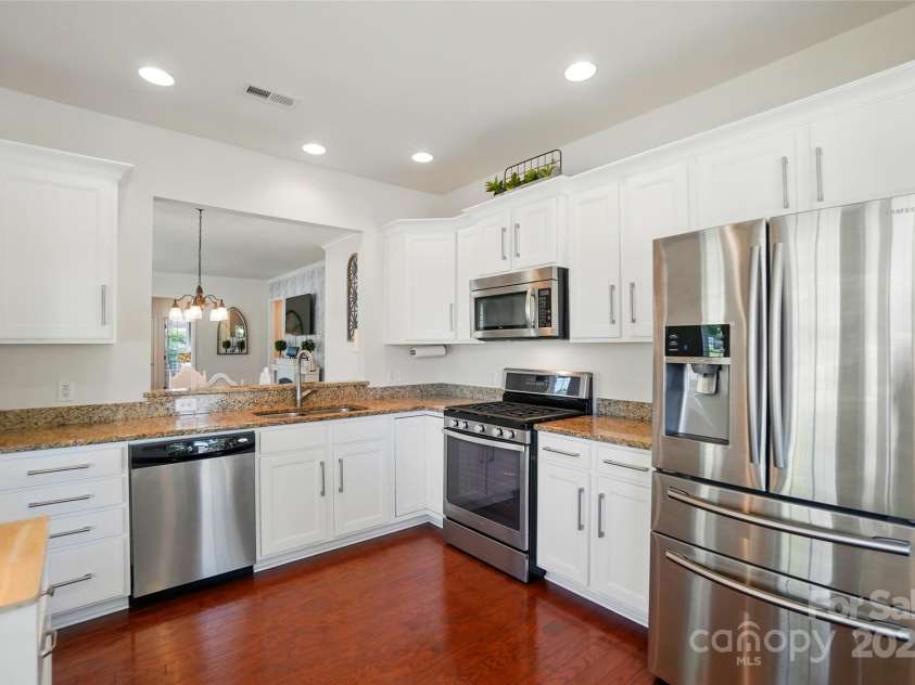 9003 Smokey Hill Lane, Fort Mill, SC 29707.  MLS# CAR4253748, YatesRealty ID 16269. 