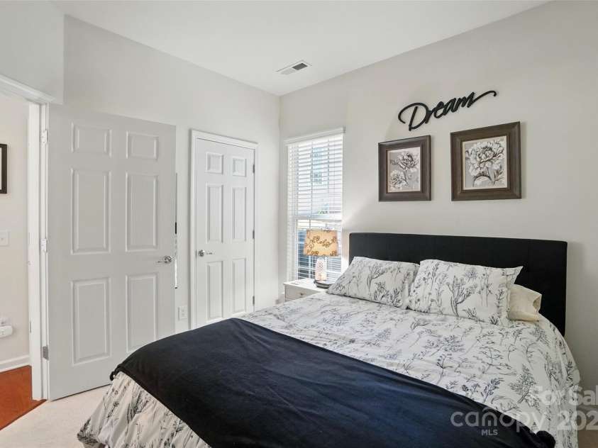 9003 Smokey Hill Lane, Fort Mill, SC 29707.  MLS# CAR4253748, YatesRealty ID 16269. 
